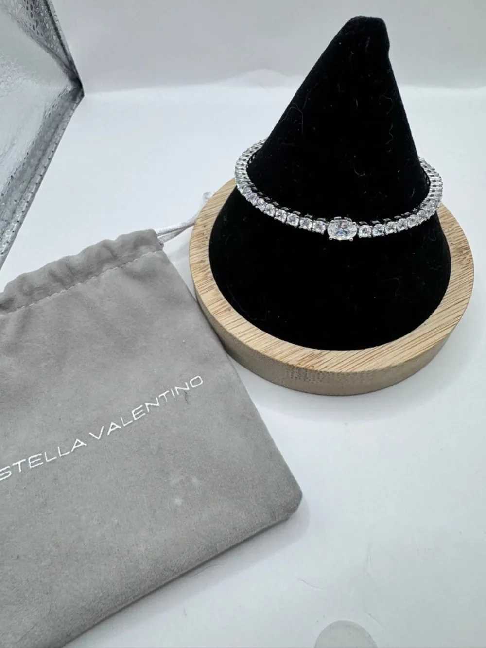 Stella Valentino Cubic Zirconia Tennis Bracelet New in Pouch Rhodium Plating